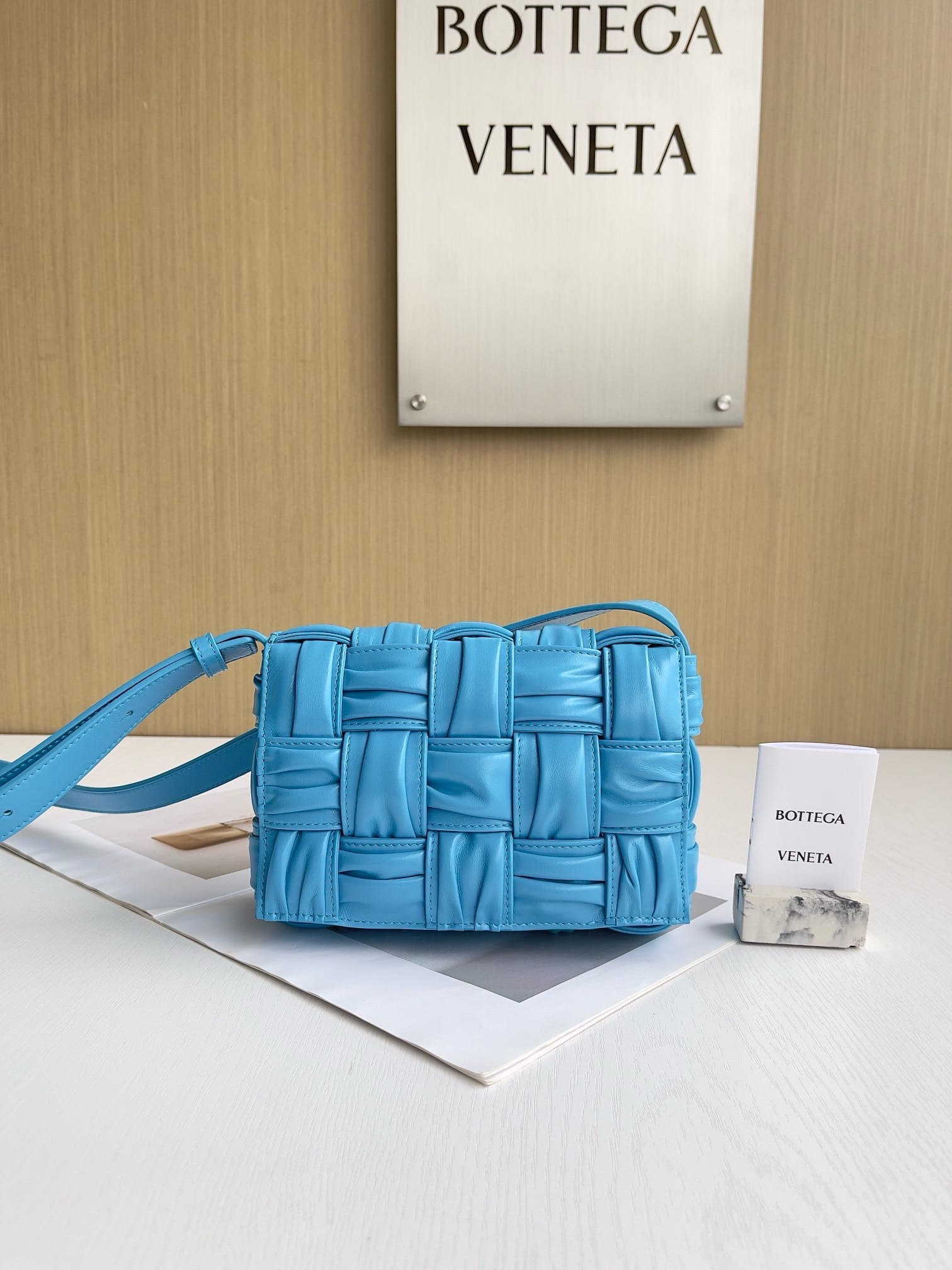 Cassette 19cm Bottega Veneta 736253.2