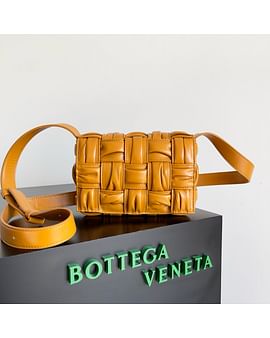Cassette Bottega Veneta 736253.1