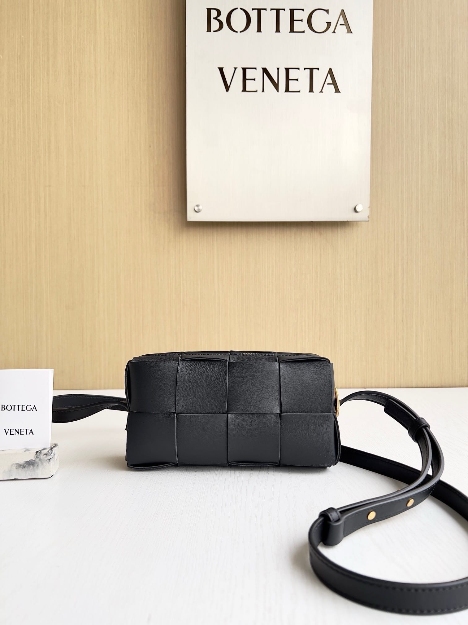 Brick cassette Bottega Veneta 755031.2