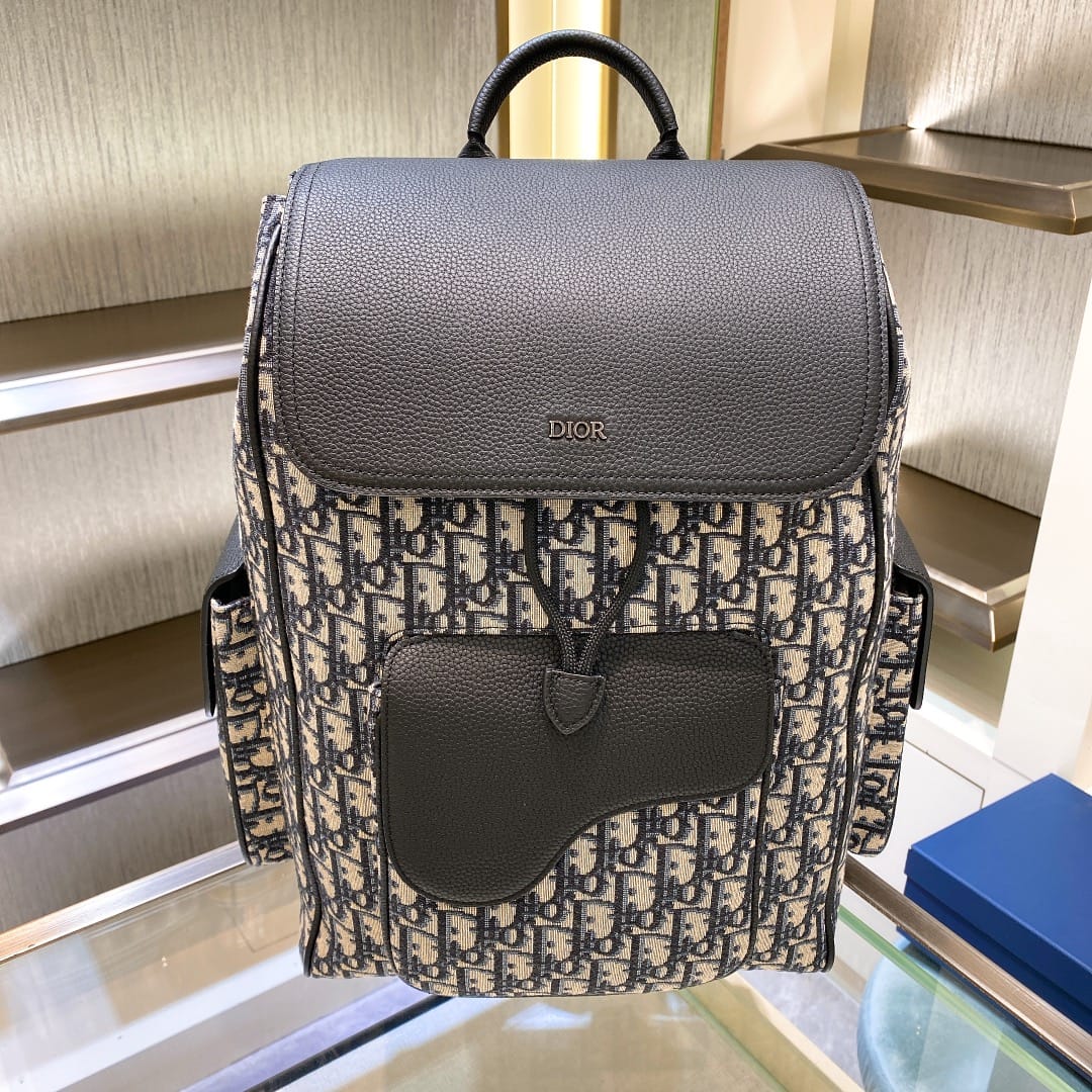 Saddle Dior P3978600135
