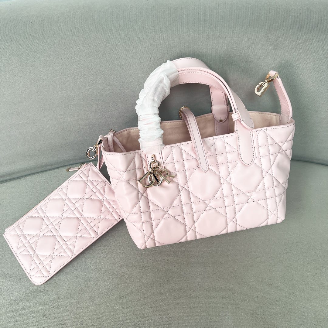 Toujours Dior P202308880128.9
