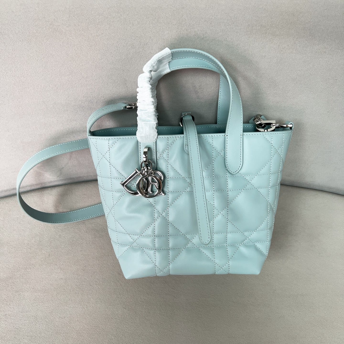 Toujours Dior P202308880118.8