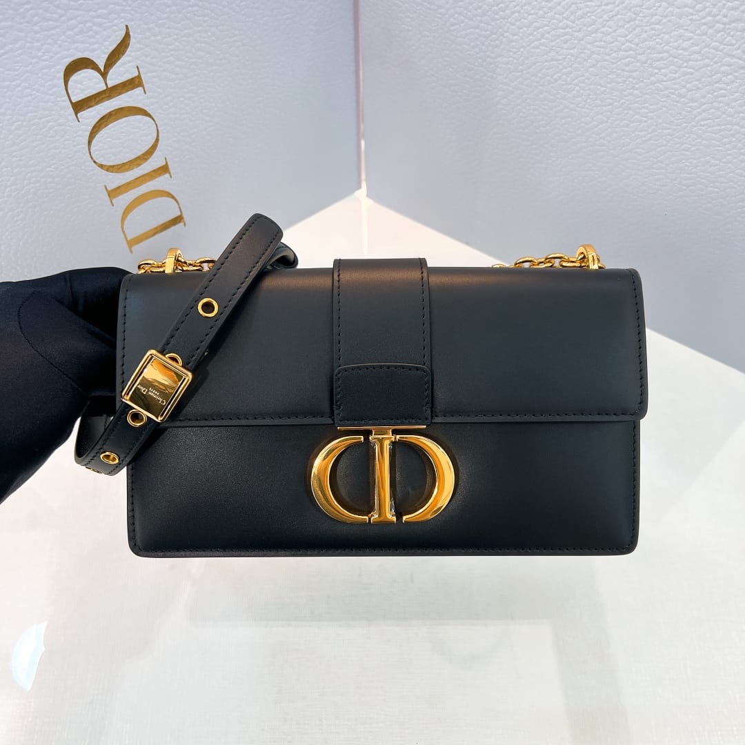 30 Montaigne Dior P39870807000108