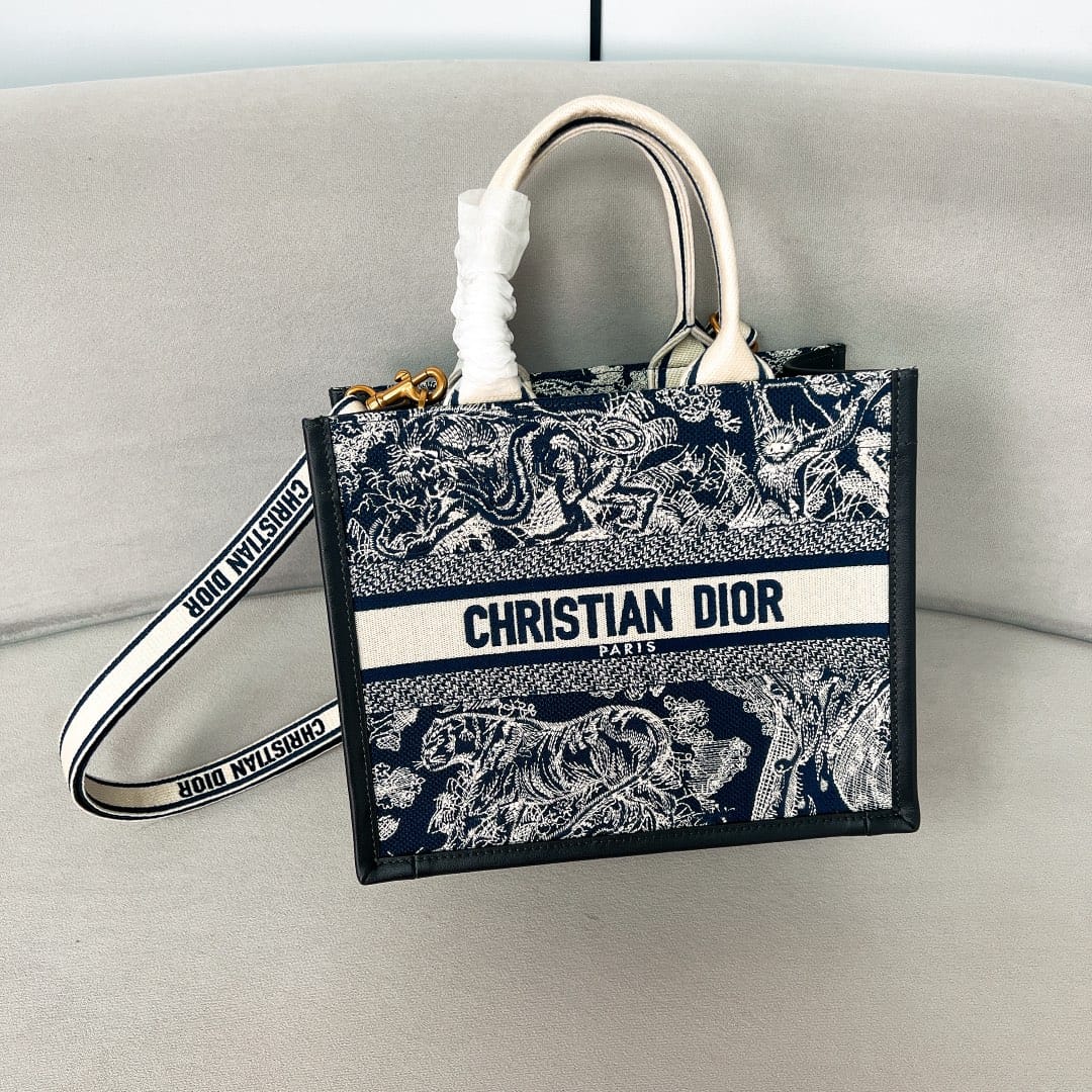 Book Tote Dior P398766096.4