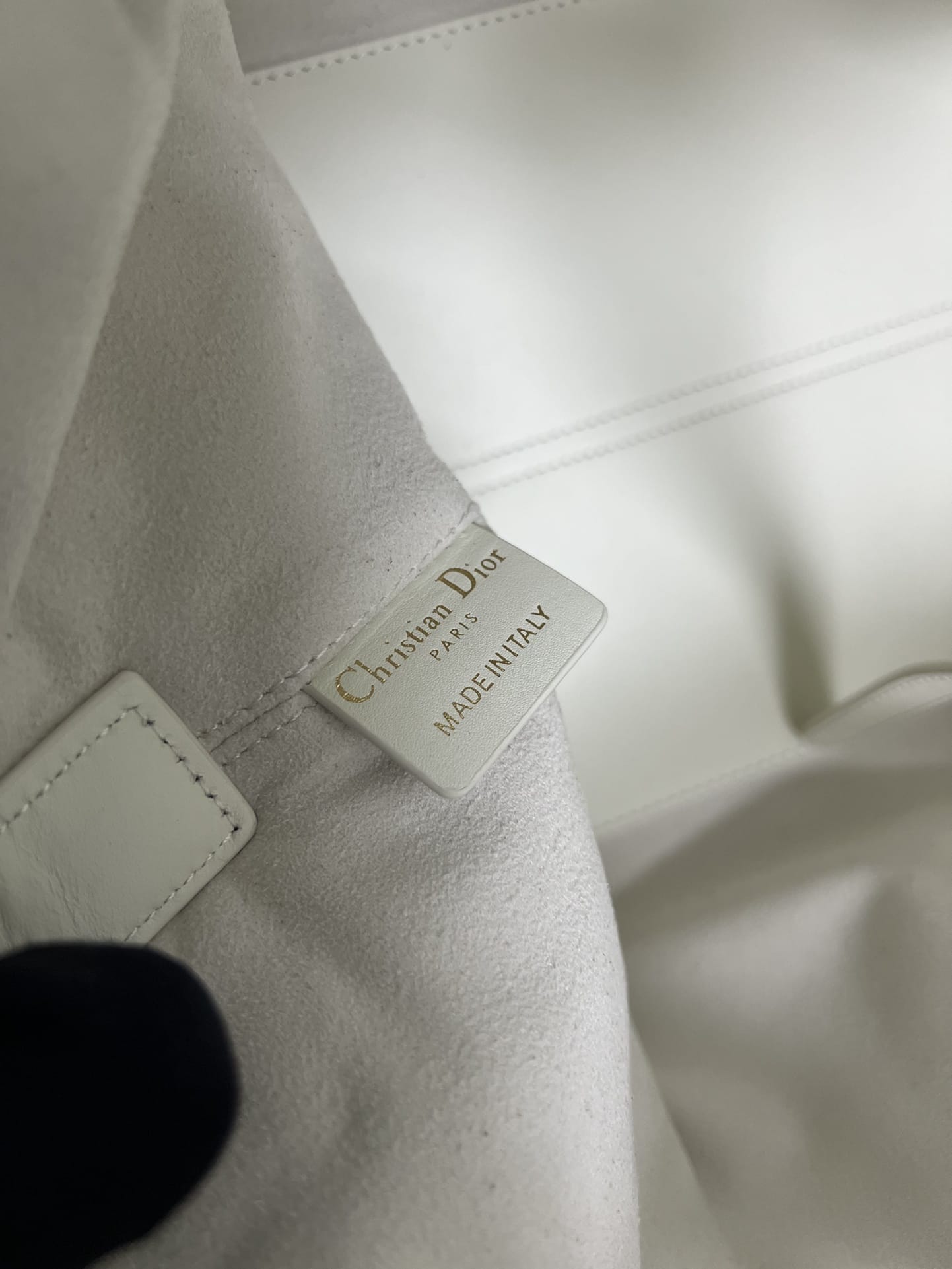 Toujours Dior P202308880138.6