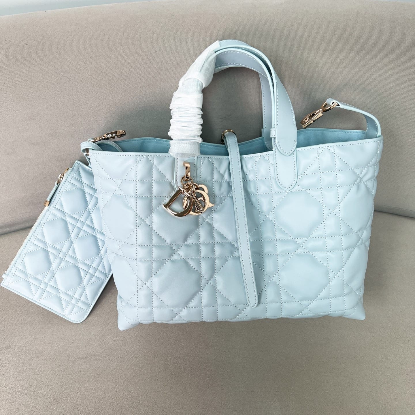 Toujours Dior P202308880138.9