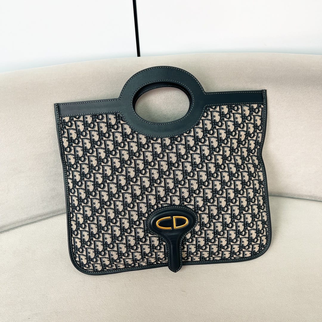 Toiletry Bag Dior P398708000078