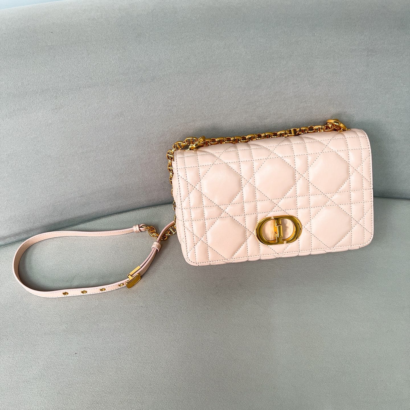 Caro Dior P3987660108.3