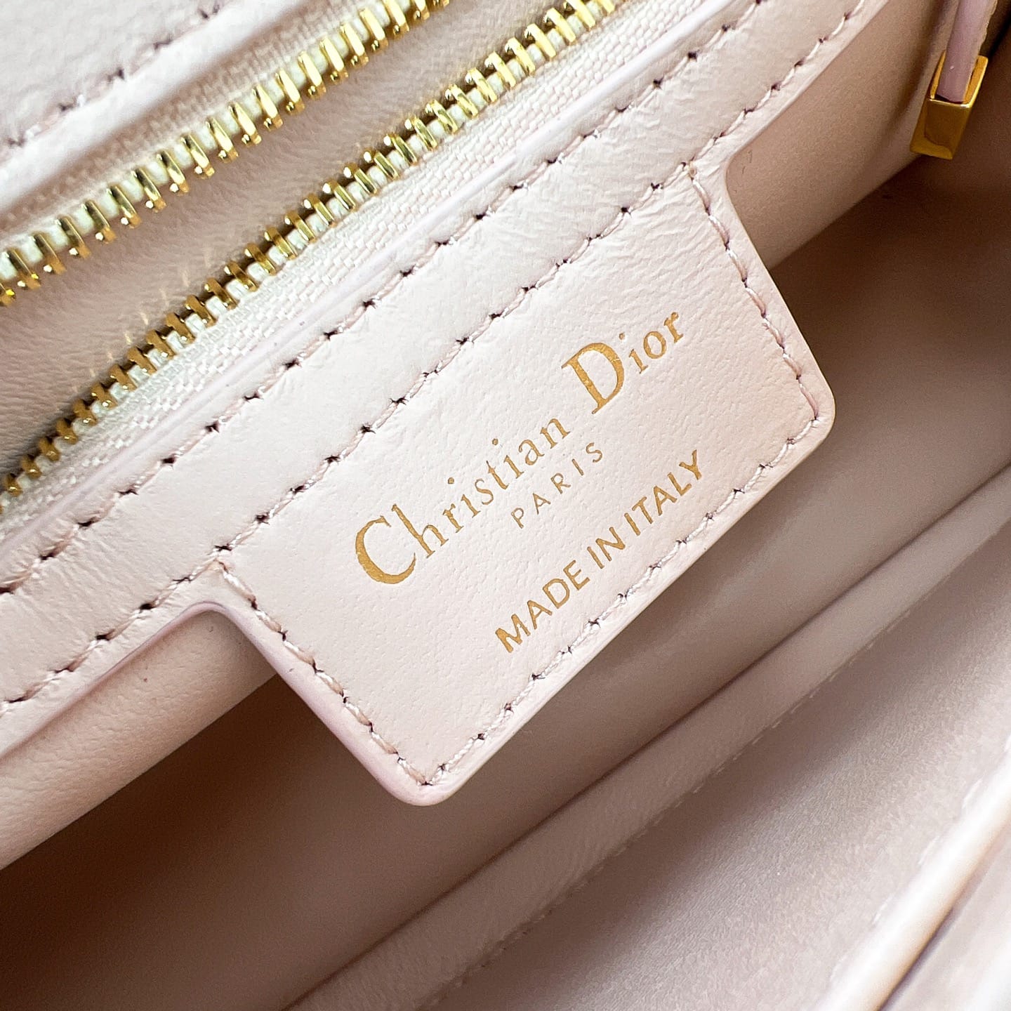 Caro Dior P3987660108.3