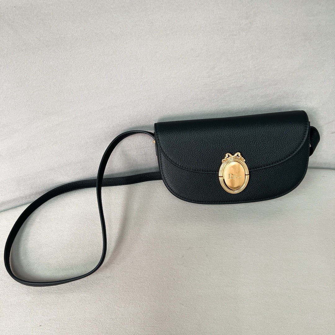 Medaillon Dior P398720103