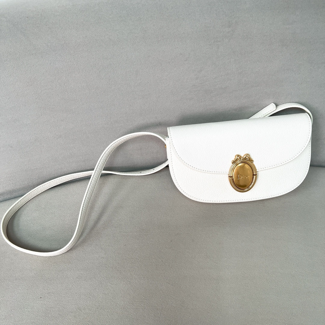 Medaillon Dior P398720103.3