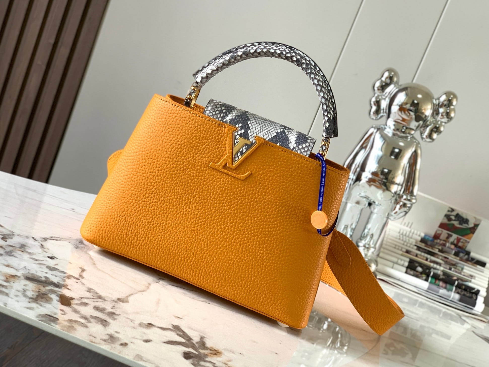 Capucines 27cm Louis Vuitton M81408