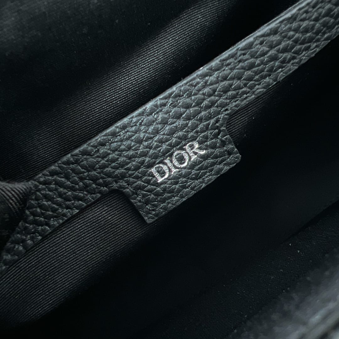 Saddle Dior P637270088.4