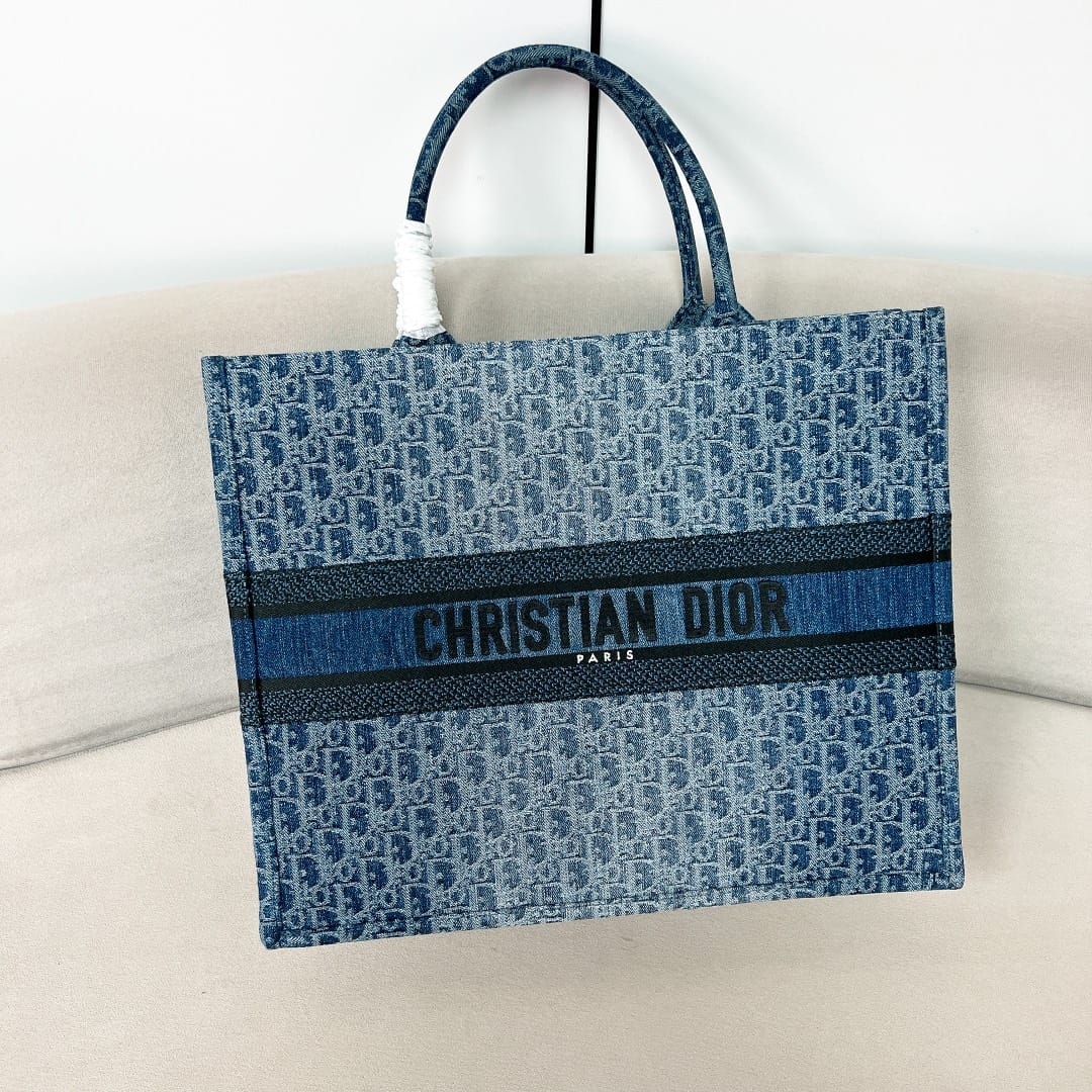 Book Tote Dior P398766085.1