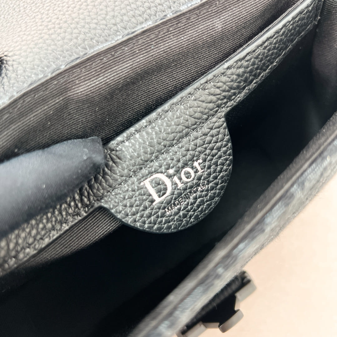 Saddle Dior P637270078.12