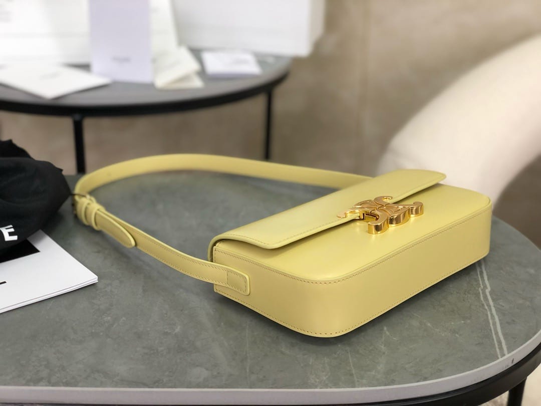 Triomphe Shoulder Celine 194142.6