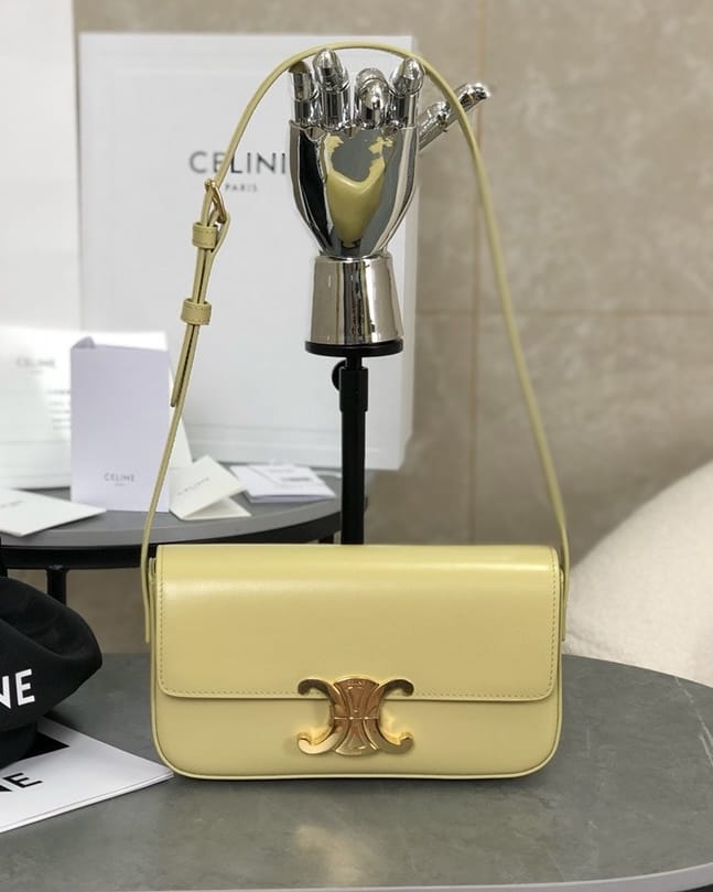 Triomphe Shoulder Celine 194142.6