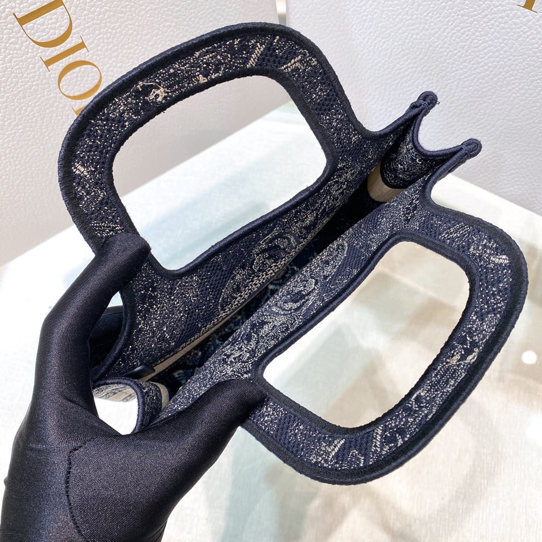 Book Tote Dior P398766055.2