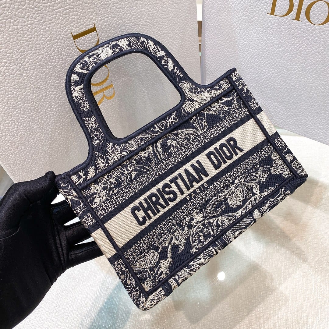 Book Tote Dior P398766055.2