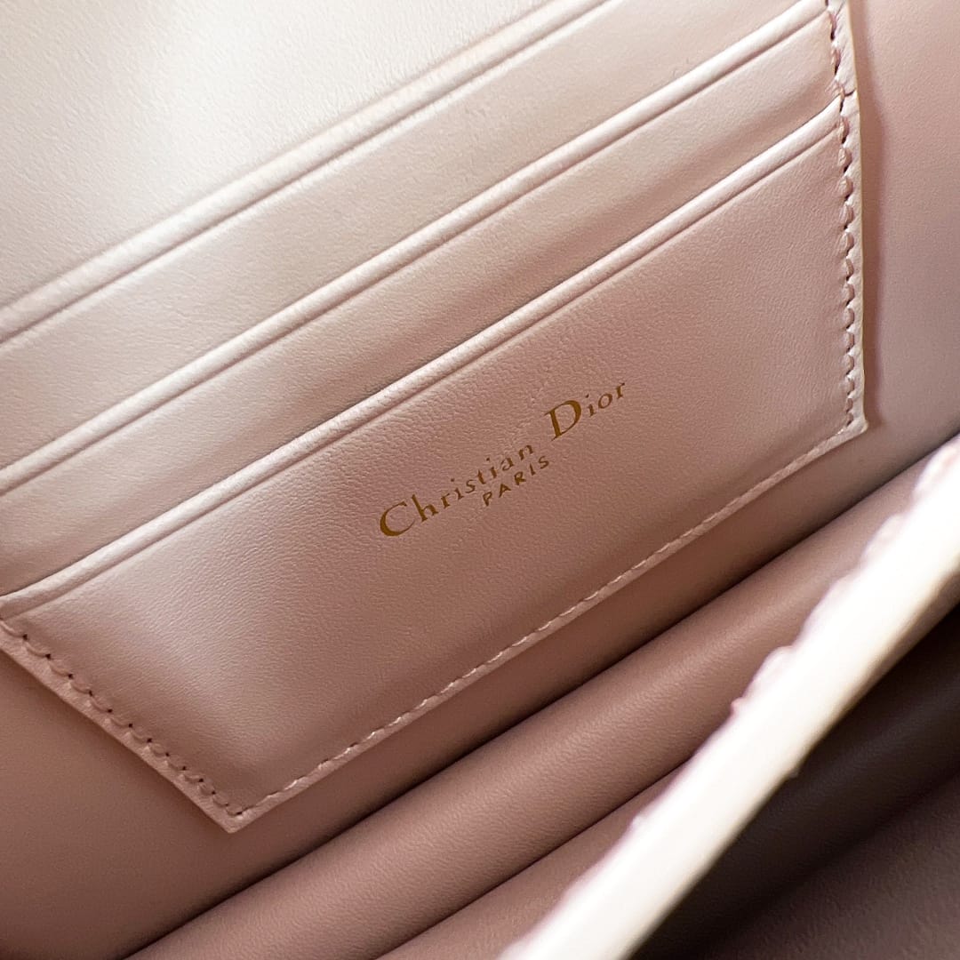Caro Dior P3987660108.12