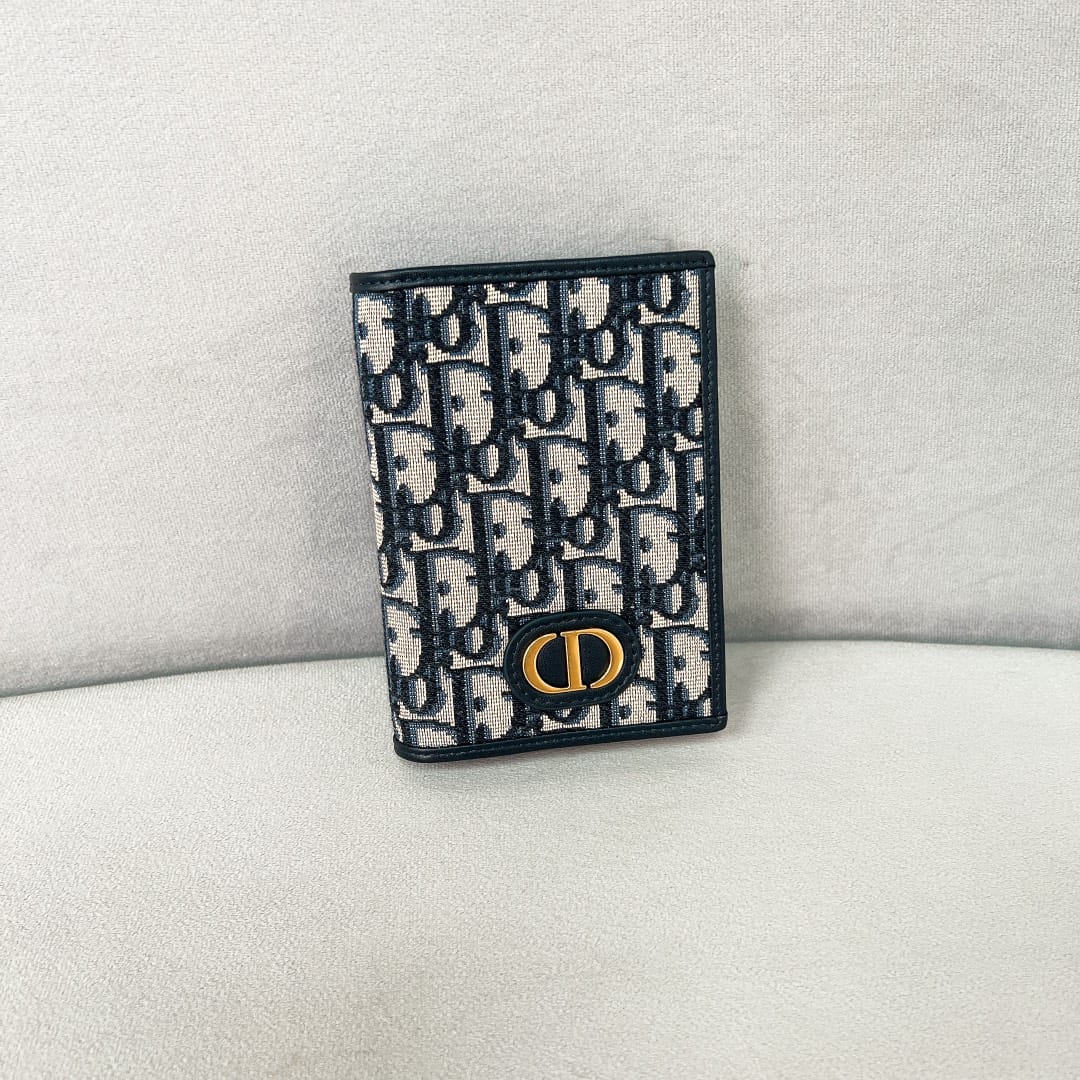 30 Montaigne Dior P63726370888026.2