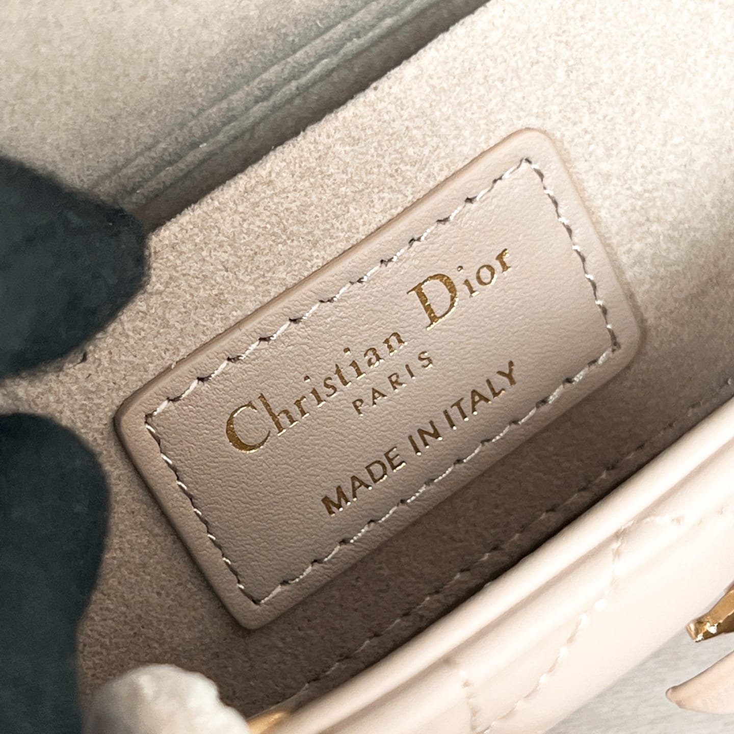 D-Joy Dior P73620108.4