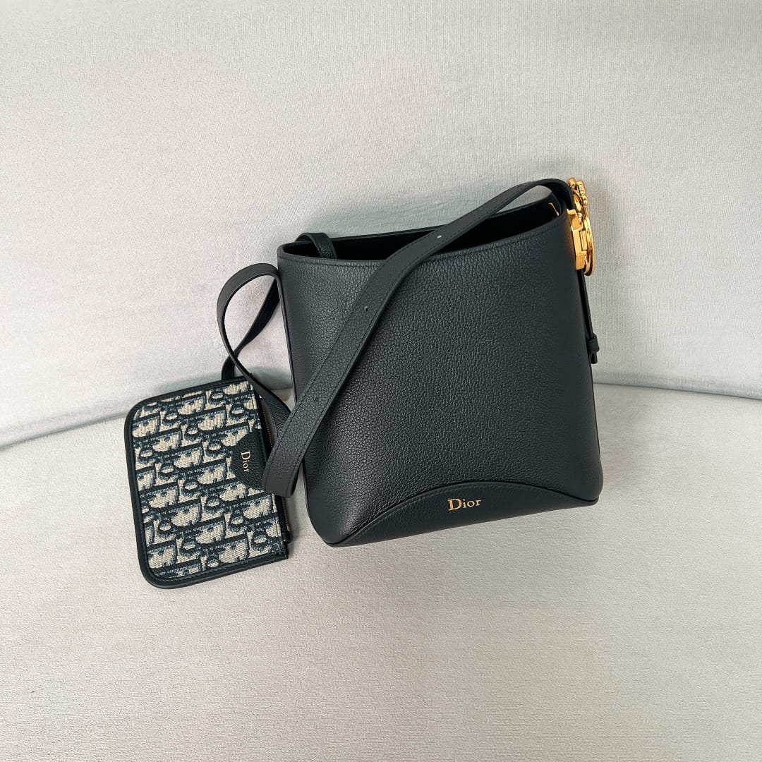 Medaillon Dior P39872098.1