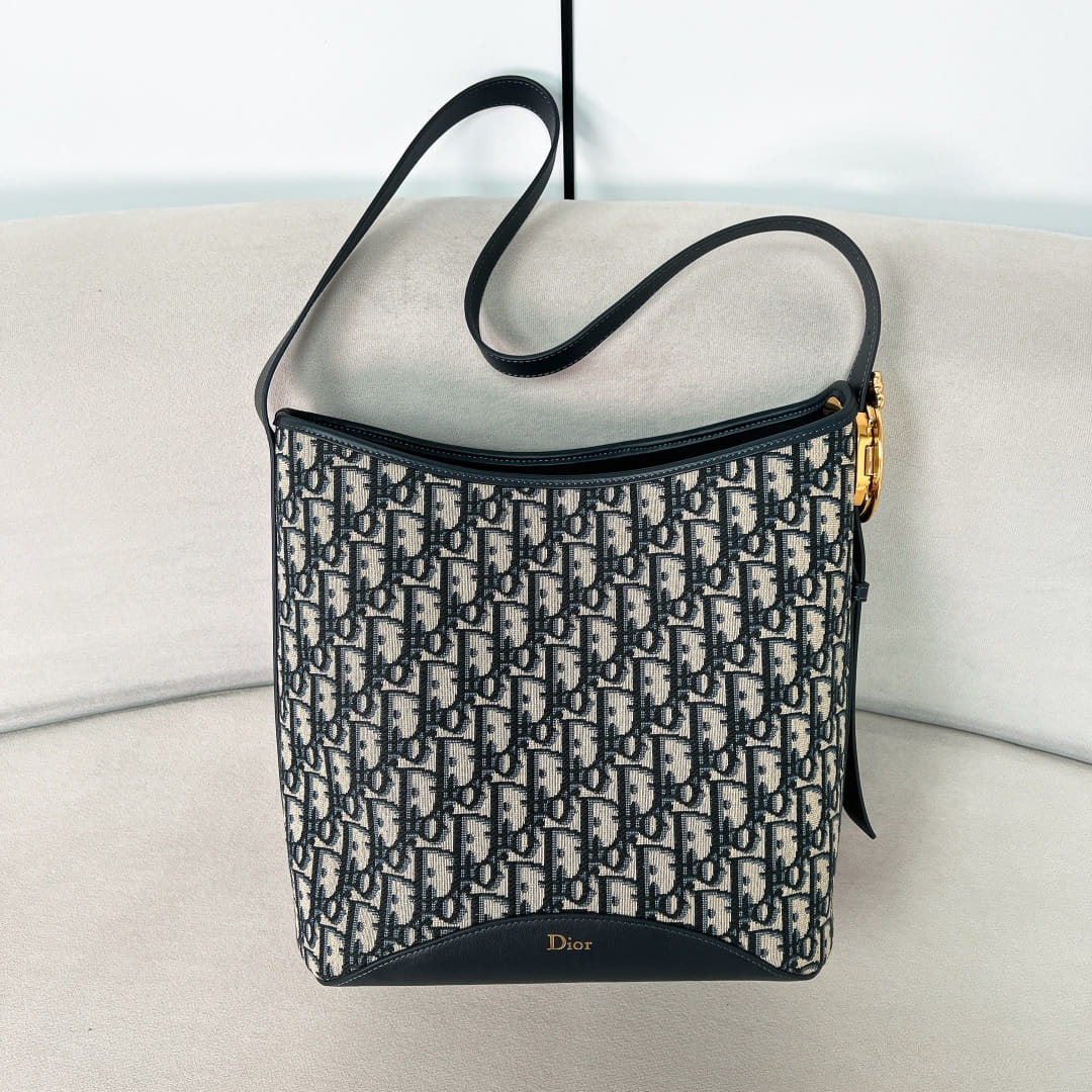 Medaillon Dior P39872098.3