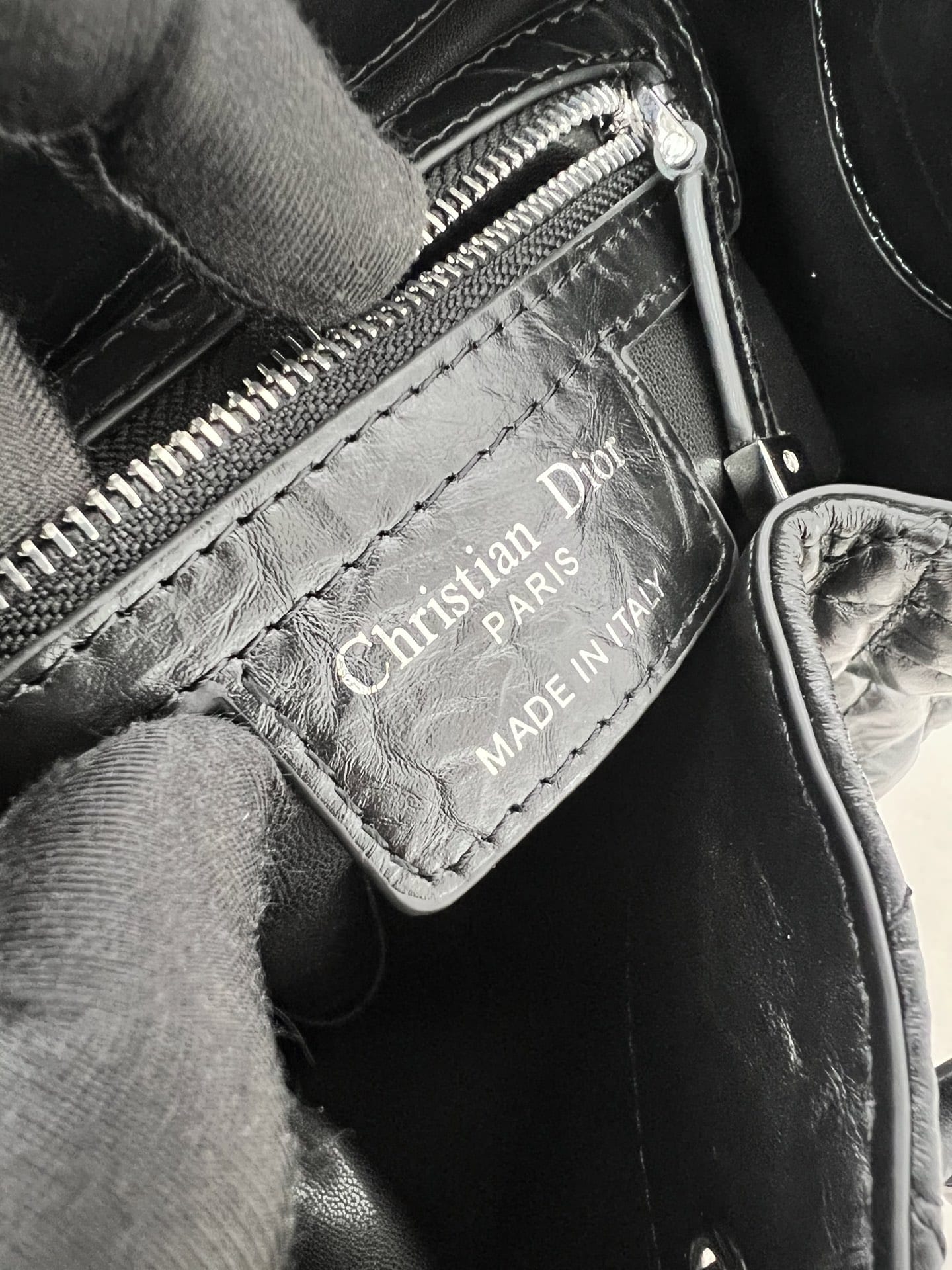 Motion Dior P398766098.27