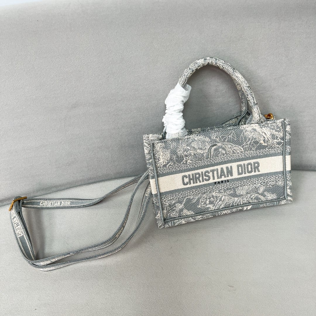 Book Tote Dior P398766068.3