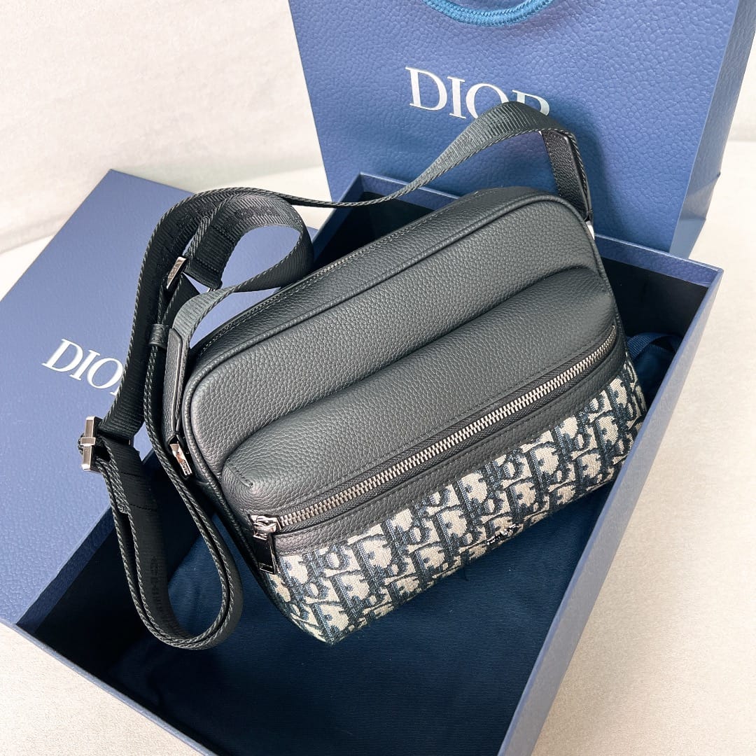 Messenger Dior P637270088.25