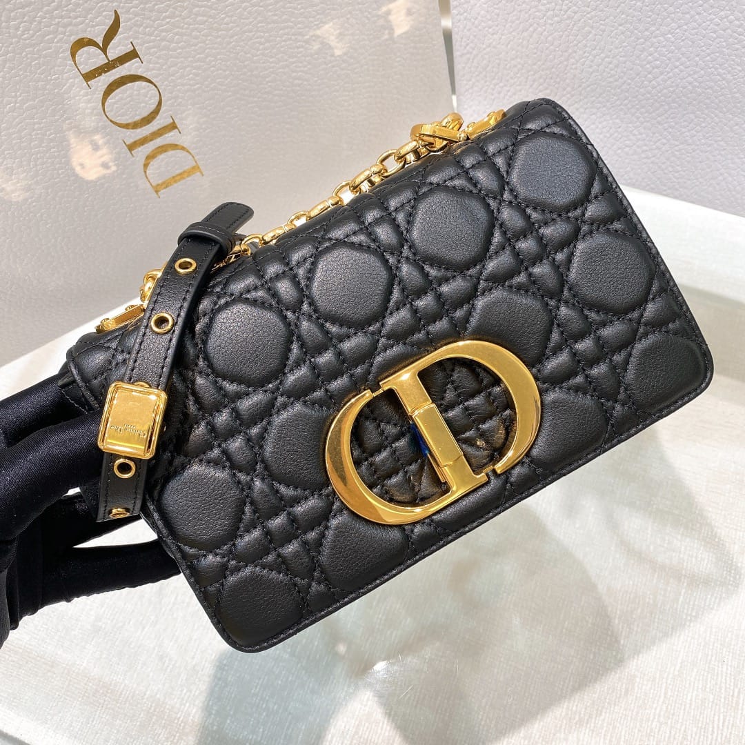 Caro Dior P3987660108.15