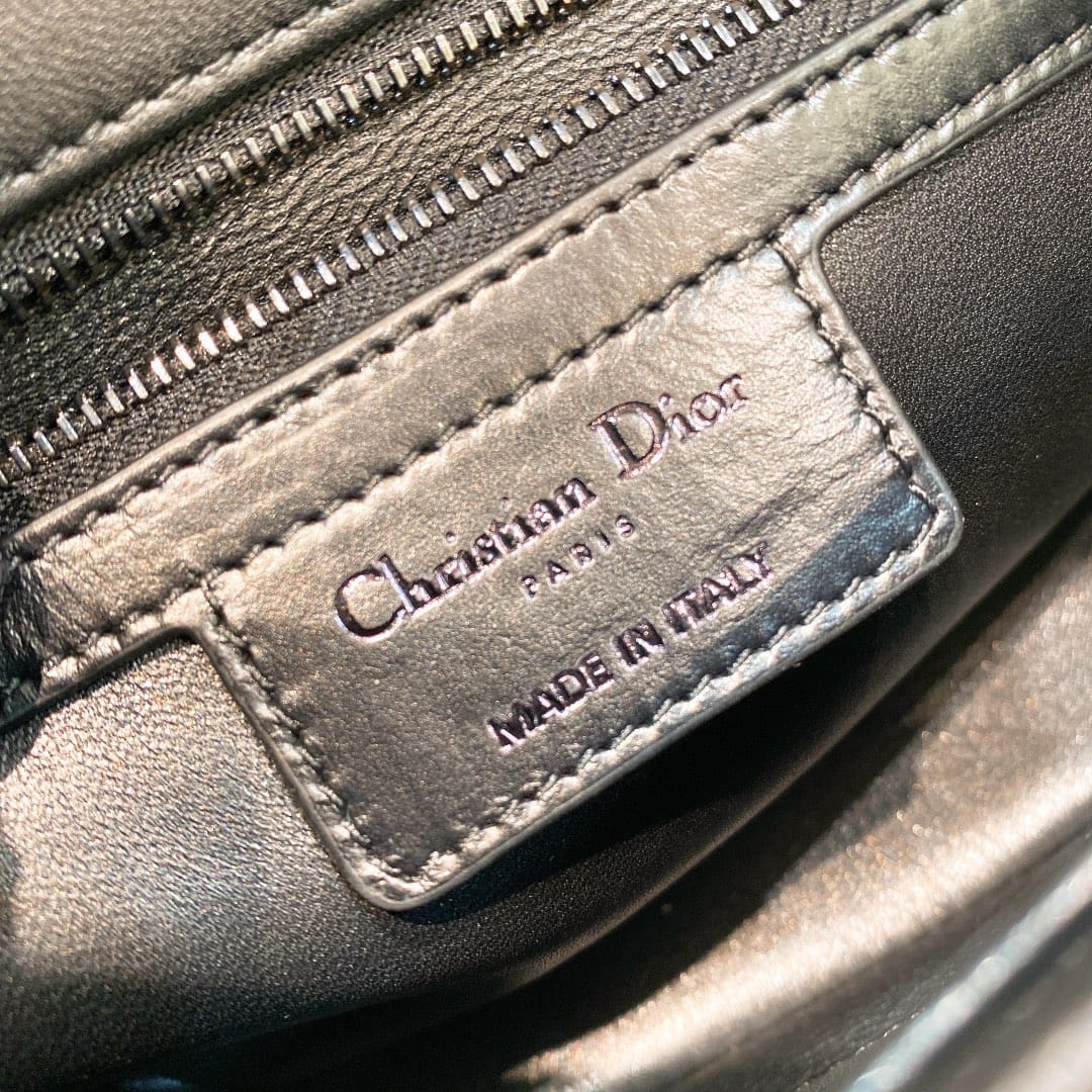 Caro Dior P3987660108.19