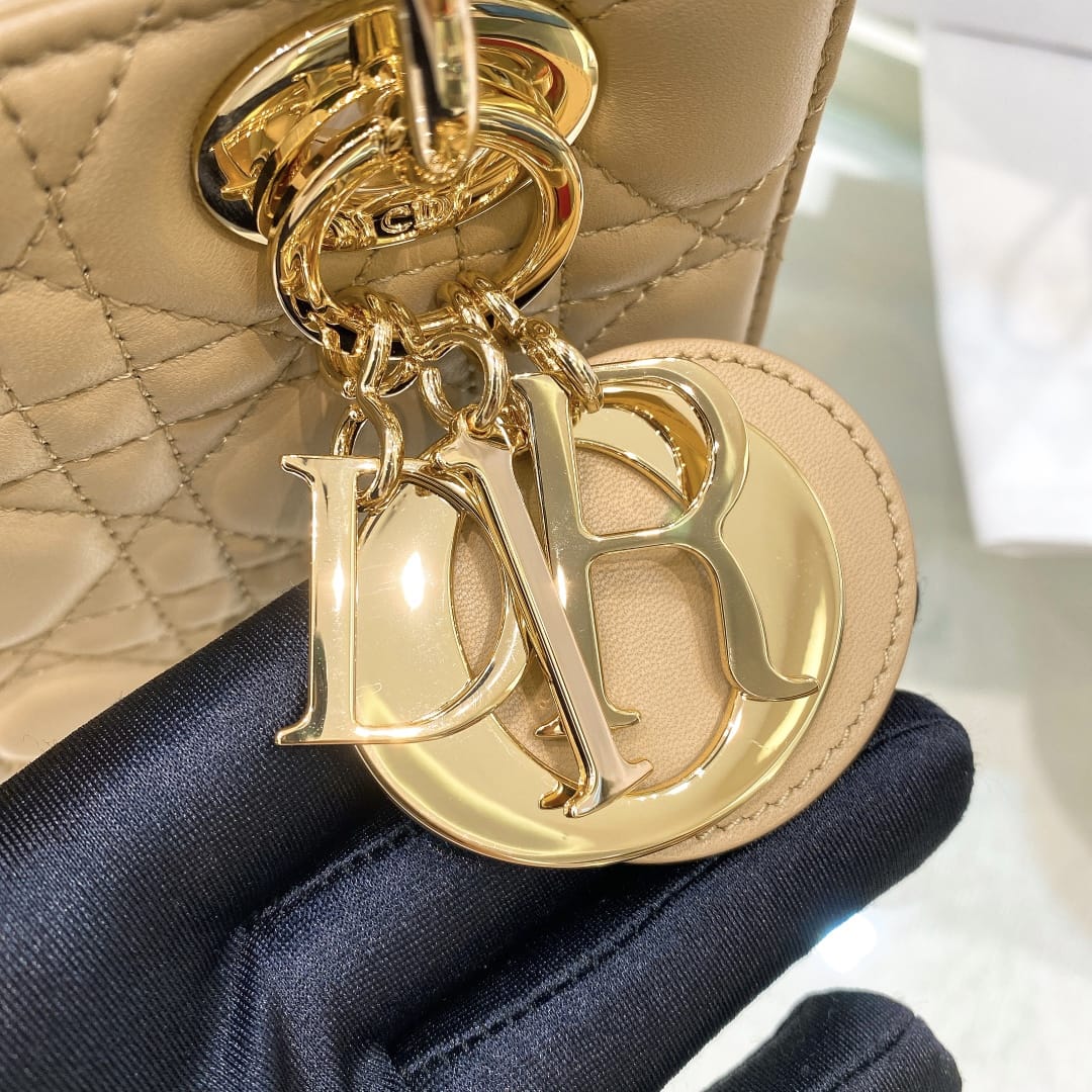 Lady Dior Dior P73620138.21