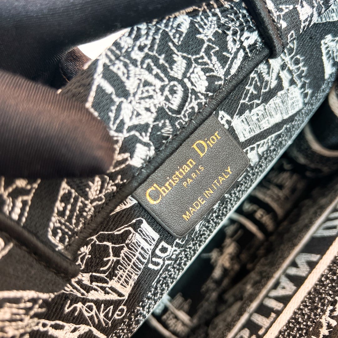 Book Tote Dior P398766076.11