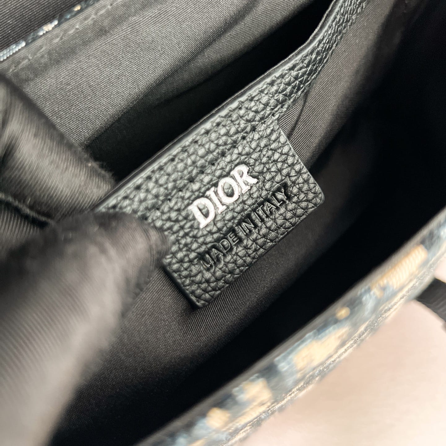 Messenger Dior P637270098.22