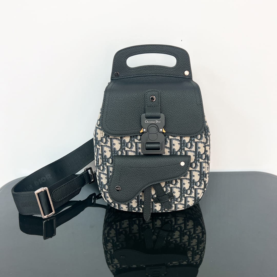 Saddle Dior P3978600118.1