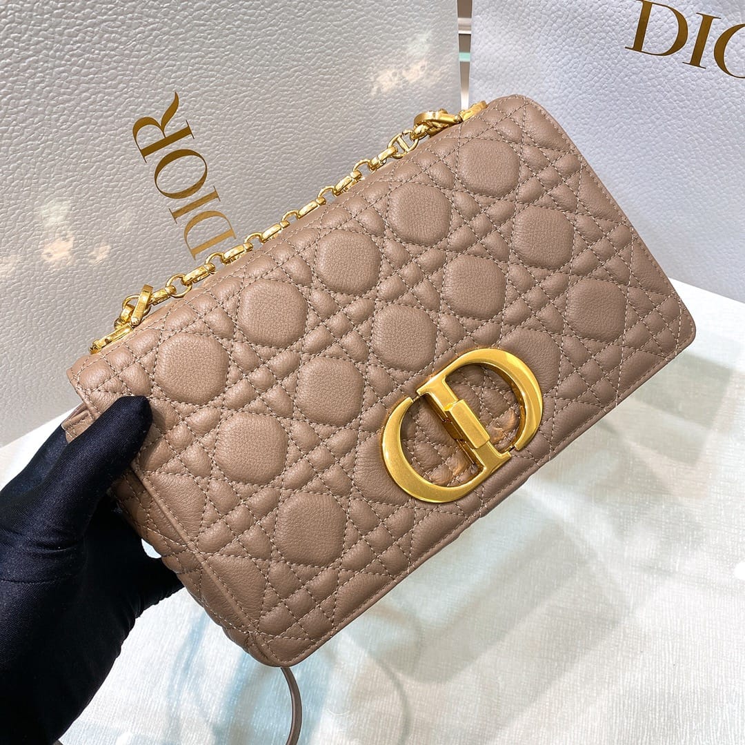 Caro Dior P3987660118.16