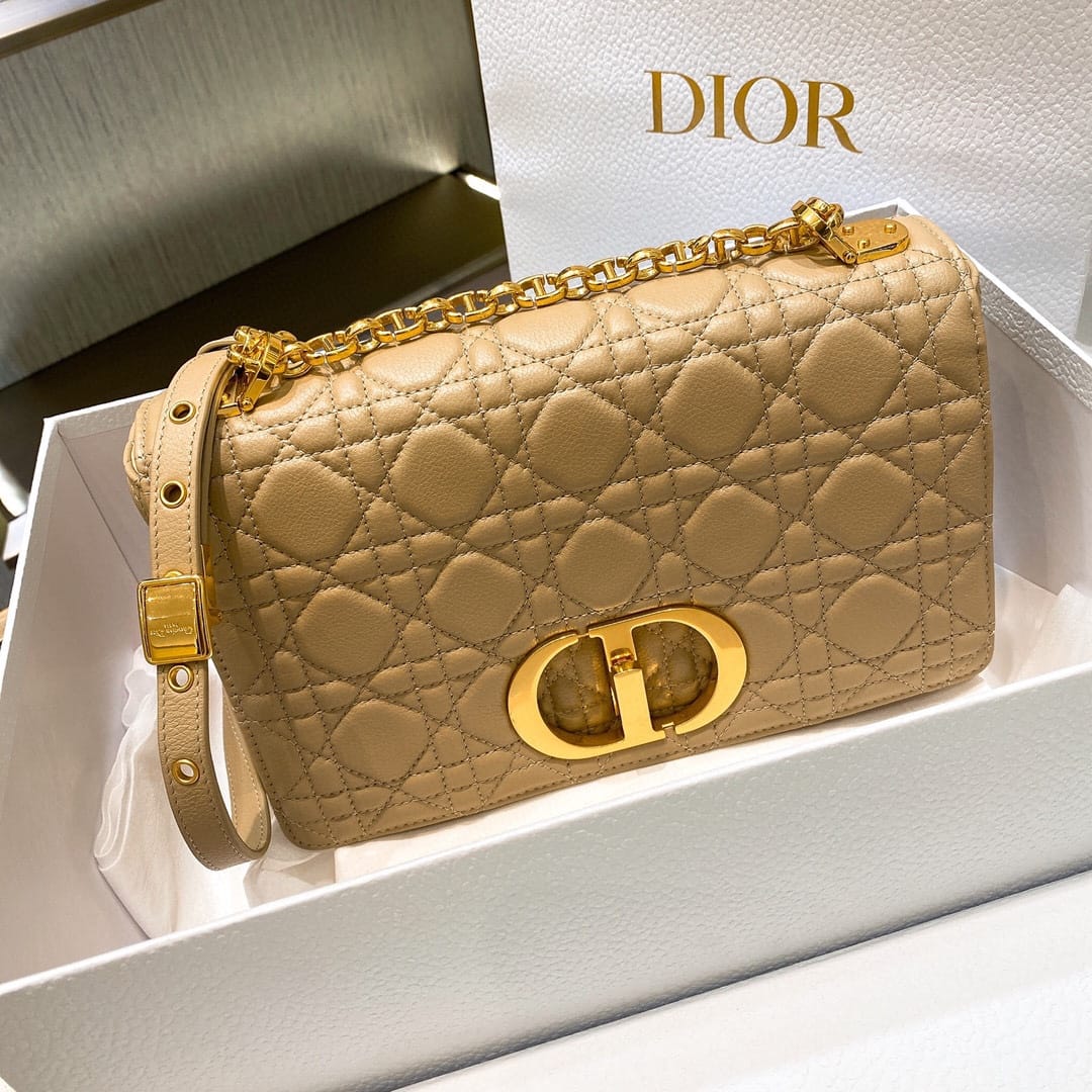 Caro Dior P3987660118.18