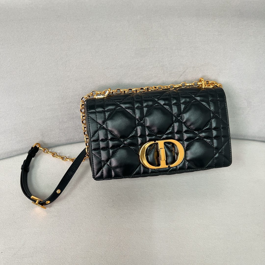 Caro Dior P3987660118.23