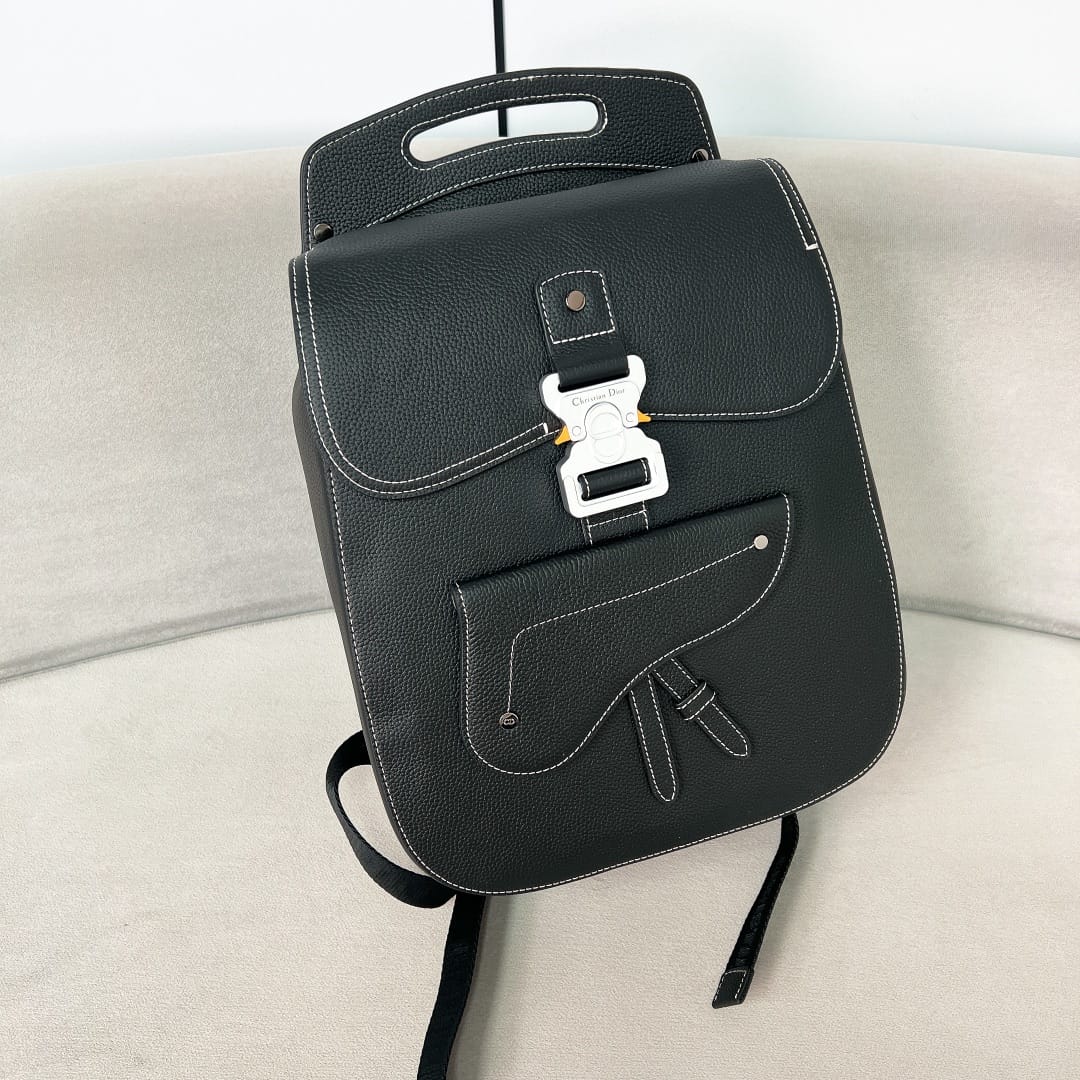 Saddle Dior P3978600148