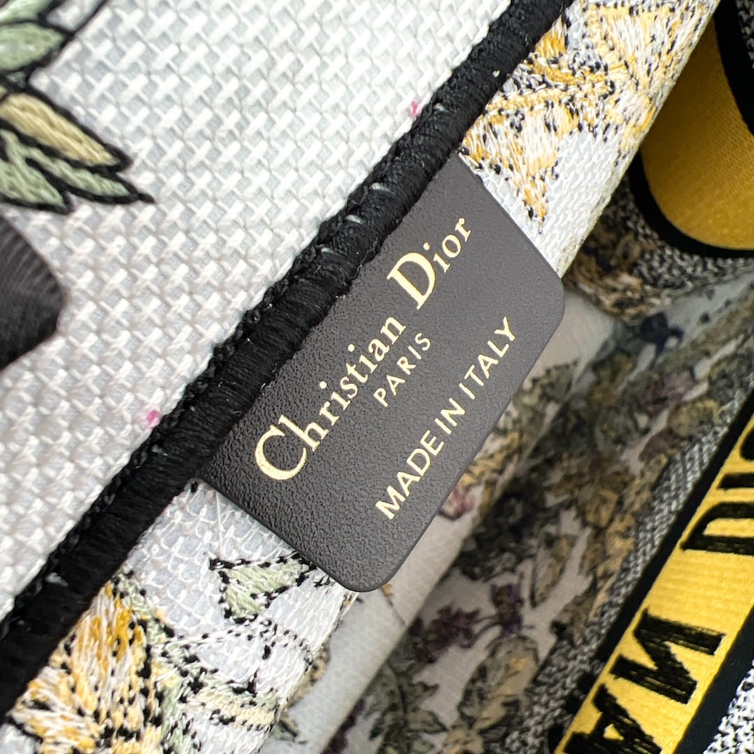Medium Dior P3737323078.7