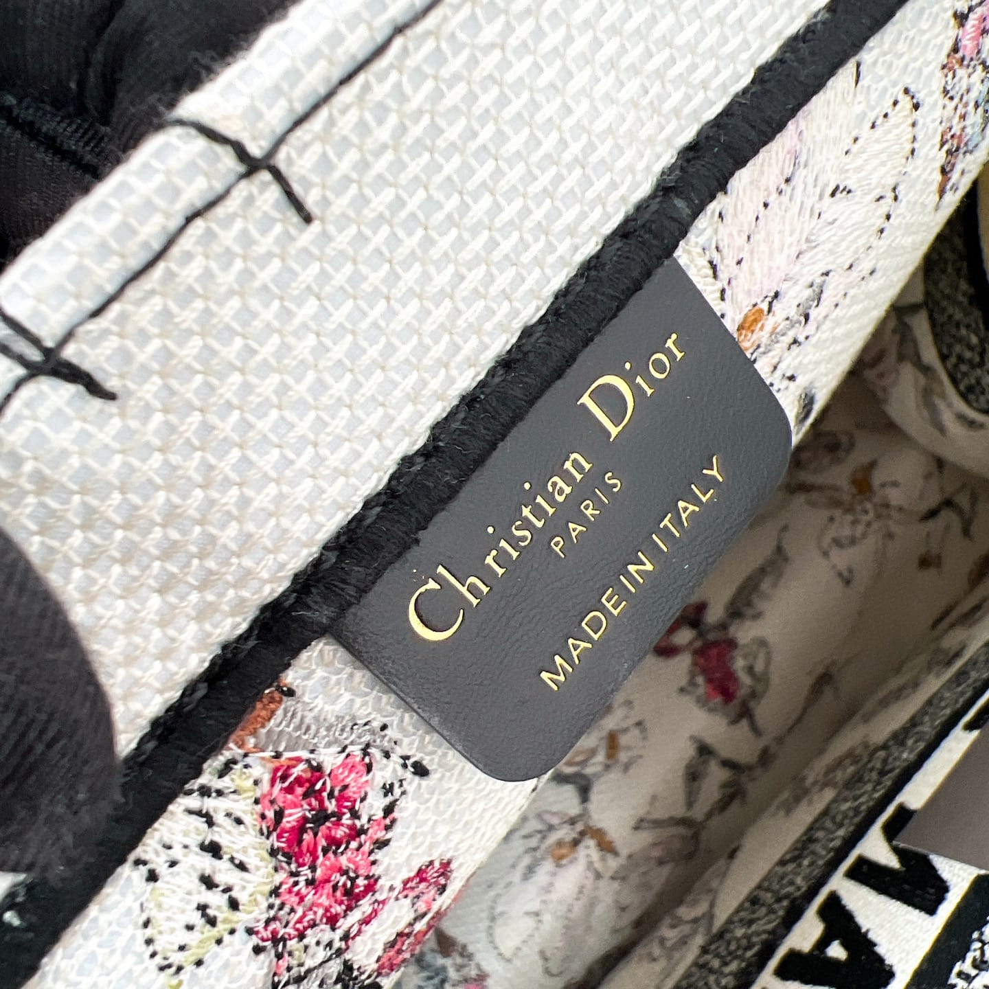 Medium Dior P3737323078.8