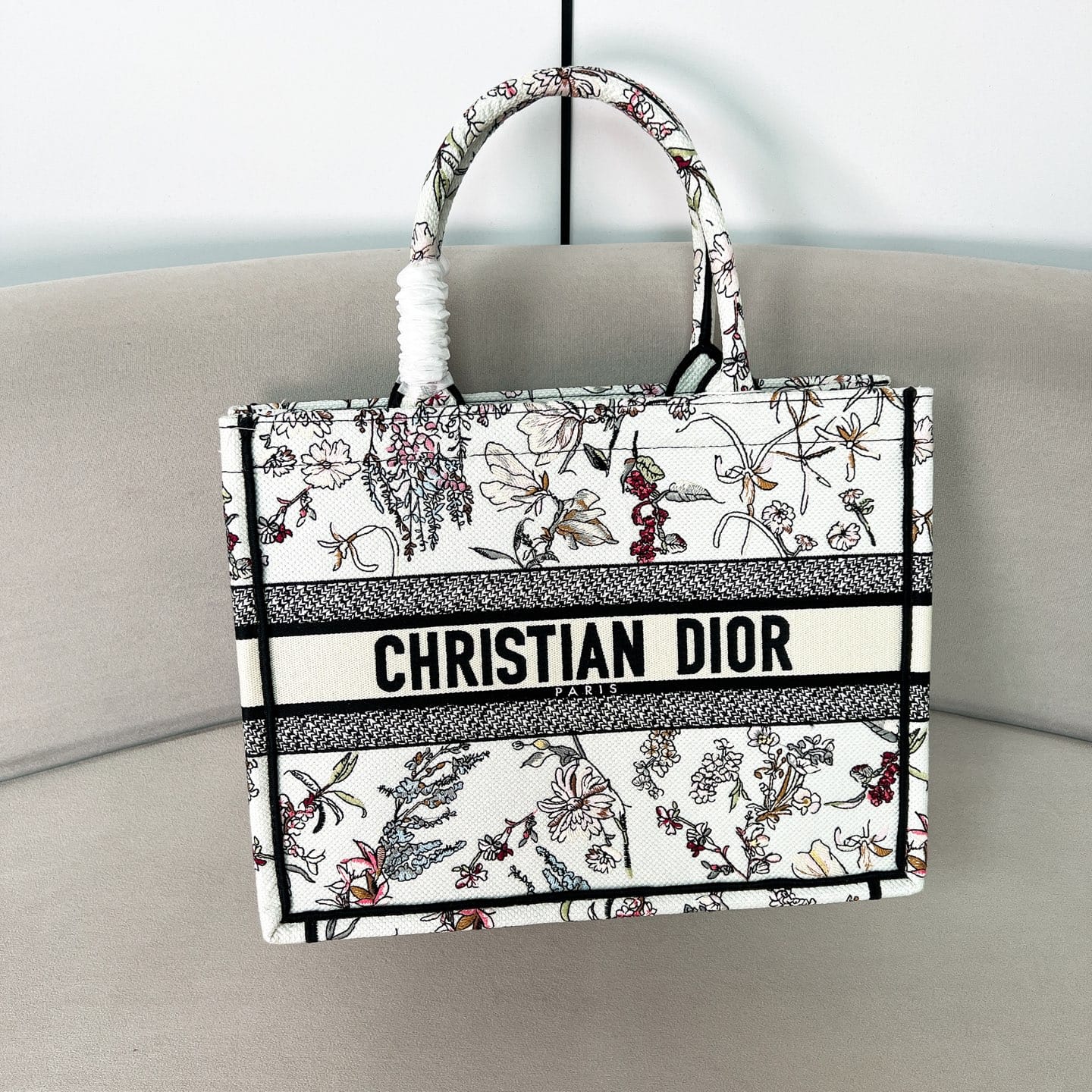 Medium Dior P3737323078.8