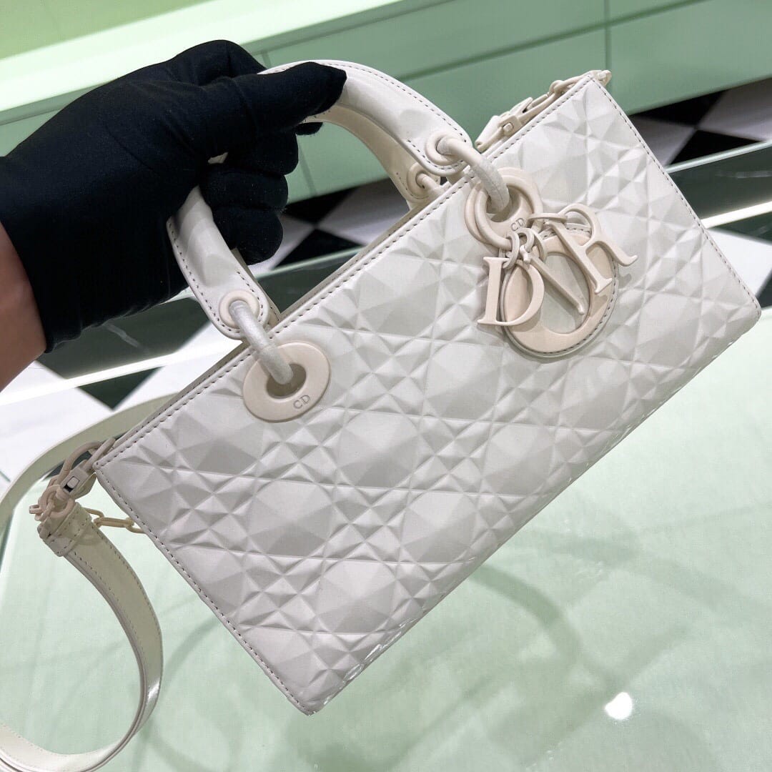 D-Joy Dior P73620128.47