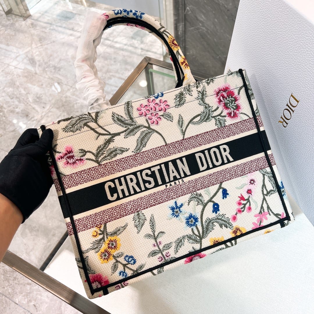 Book Tote Dior P3737323078.15