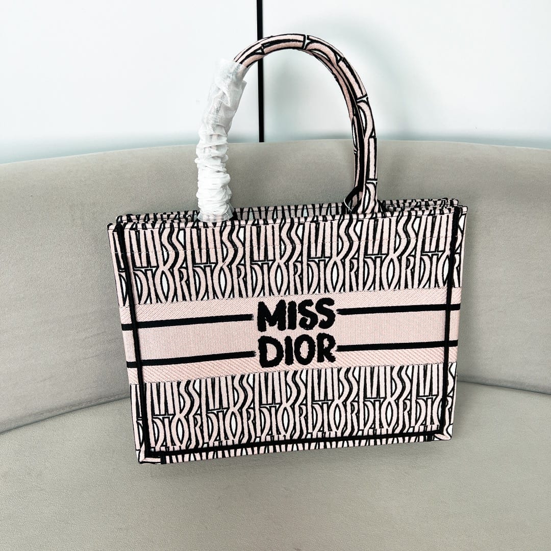 Book Tote Dior P398766078.28