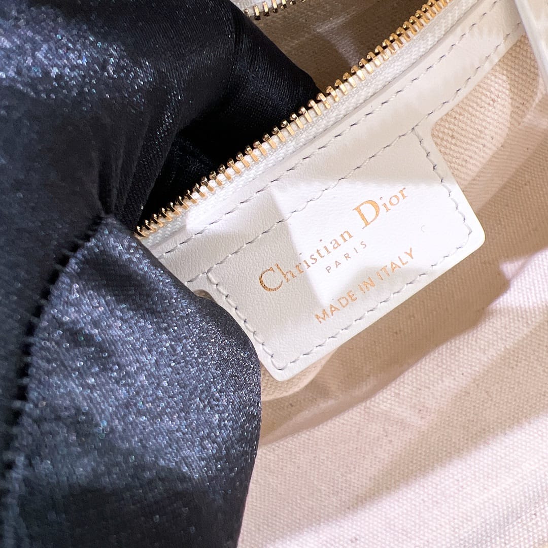 Vibe Dior P398720220130