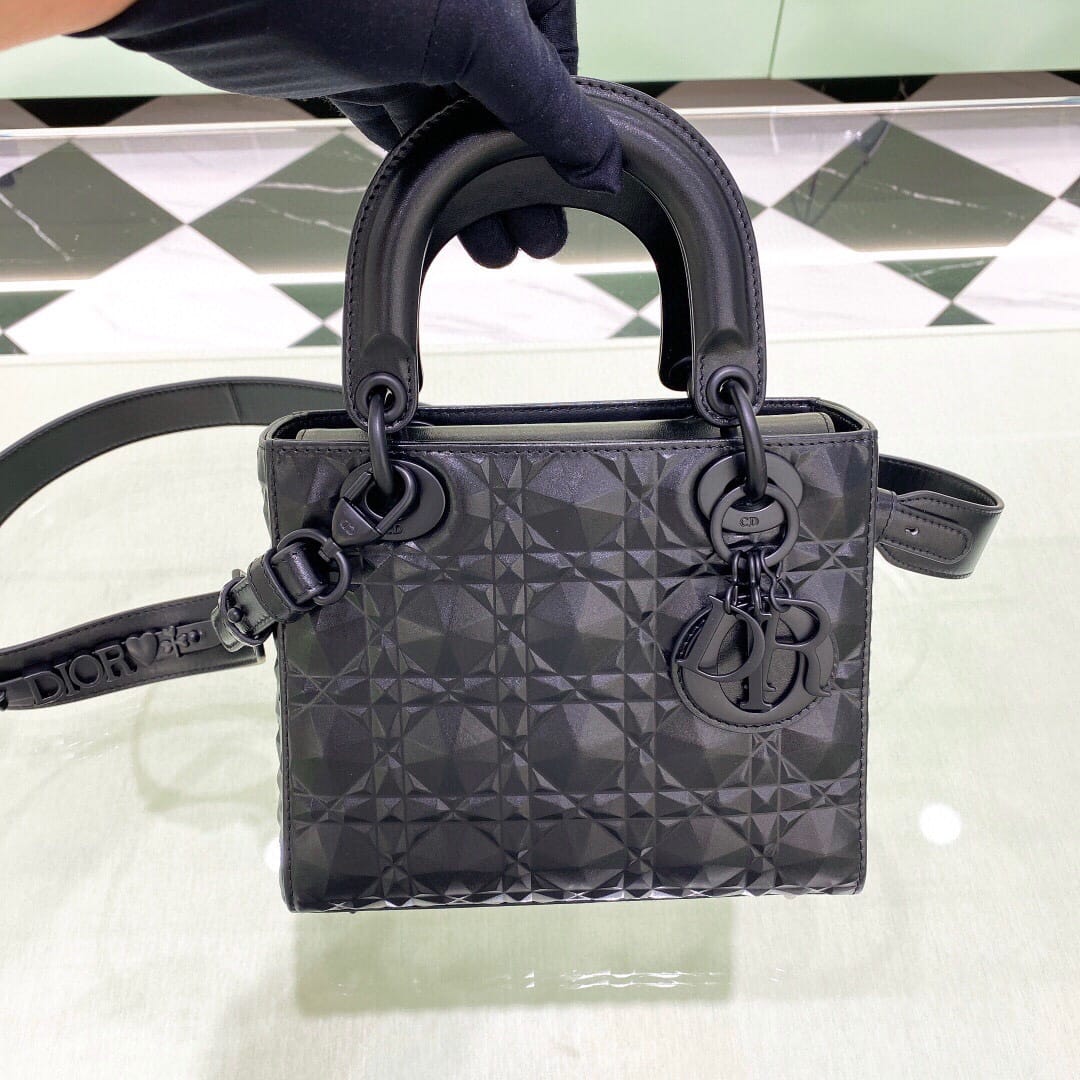 Lady Dior Dior P73620138.28