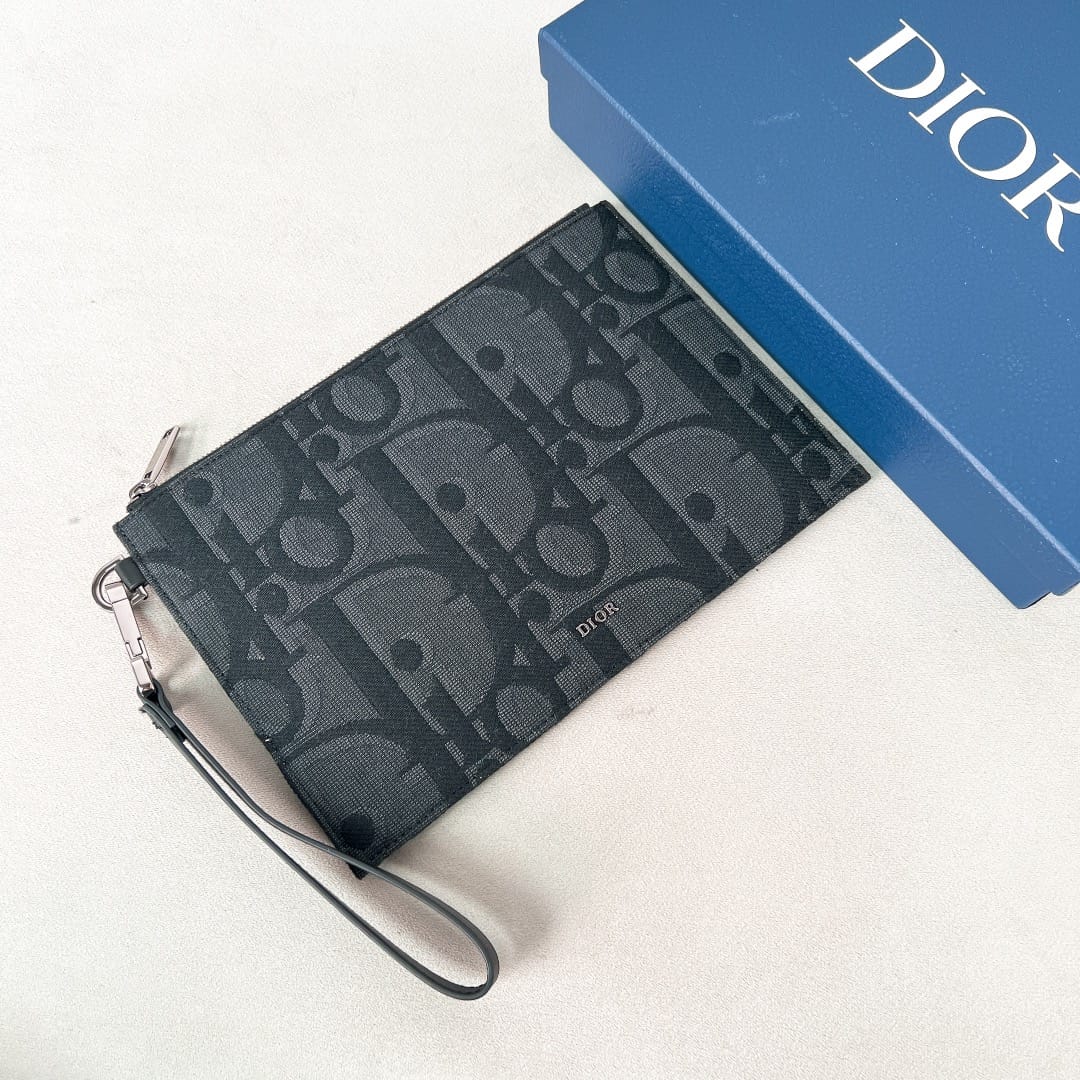 Clutch Dior P637270045.1